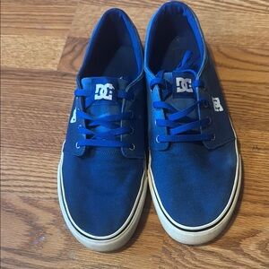 DC Trase TX blue sneakers